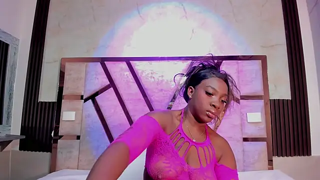 Athenea Mills online show from December 22, 6:52 pm