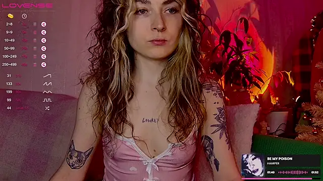 IttyKitty online show from January 14, 10:35 pm