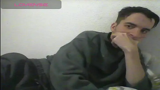 Tombgy07 online show from February 6, 8:34 pm