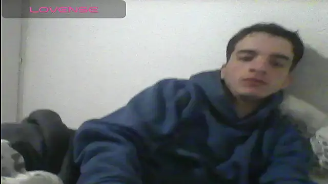 Tombgy07 online show from March 2, 9:30 pm