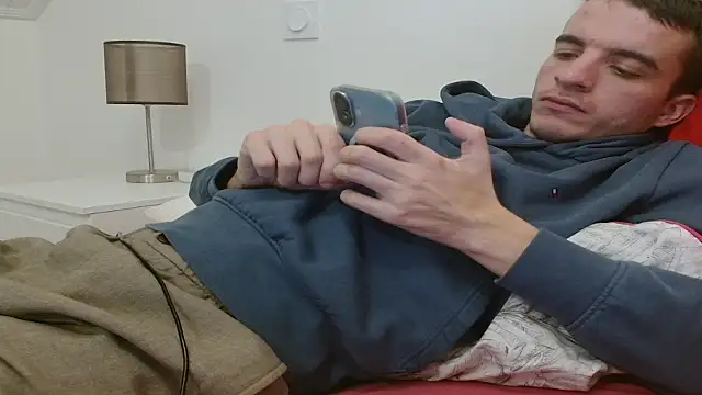 Tombgy07 online show from November 27, 8:20 pm