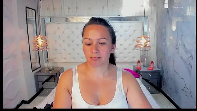 Snapshot of Georgina-Musk chatting on March 13, 8:00 pm Georgina-Musk online show from March 13, 8:00 pm