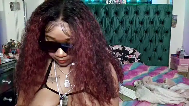 YasmineMinaj online show from January 14, 6:39 am