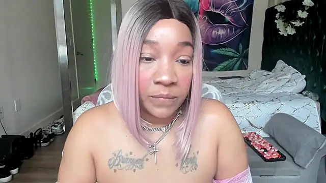 YasmineMinaj online show from April 4, 4:57 pm