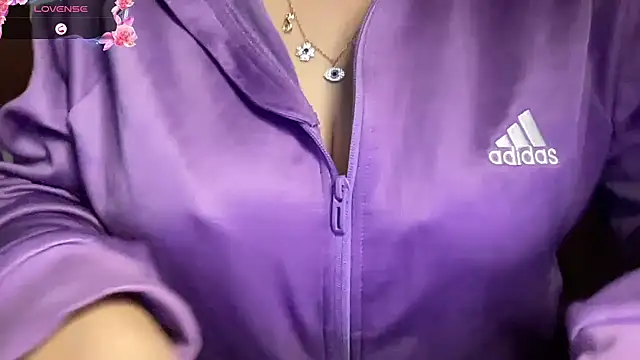 Sportybabe online show from March 18, 8:10 pm