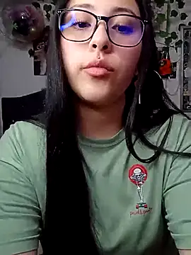 Snapshot of persefone_core chatting on March 11, 1:16 am persefone core online show from March 11, 1:16 am