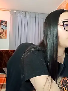 Snapshot of persefone_core chatting on October 3, 10:55 pm persefone core online show from October 3, 10:55 pm