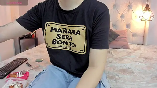 SakuraLee  online show from April 13, 1:04 pm