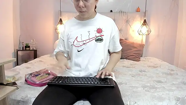 SakuraLee  online show from October 15, 1:52 pm