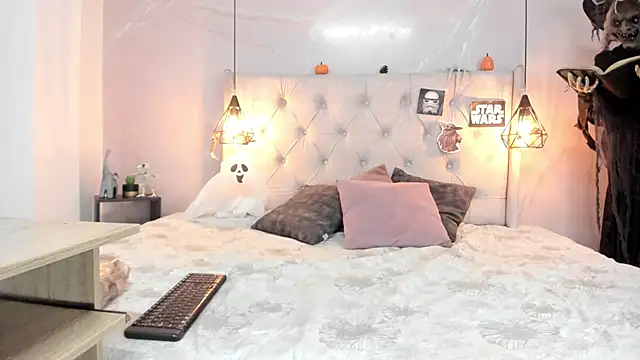 SakuraLee  online show from October 30, 1:42 pm