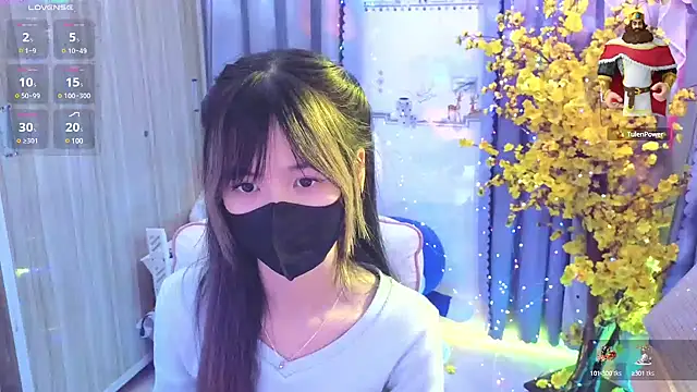 Snapshot of Your-Sunshine chatting on February 1, 7:13 pm Your-Sunshine online show from February 1, 7:13 pm