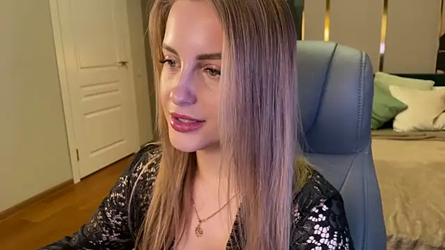 anita blairr online show from March 6, 1:11 am