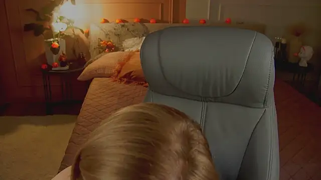 anita blairr online show from October 30, 1:26 am