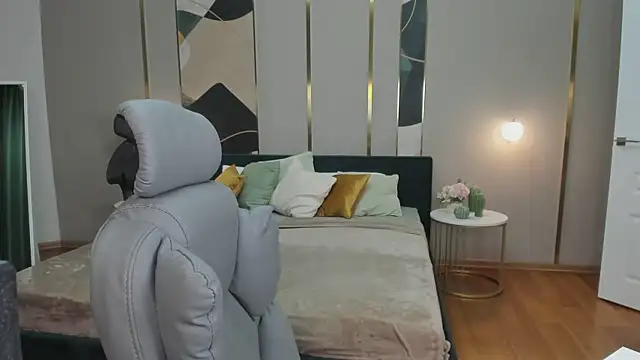 anita blairr online show from February 18, 1:14 am