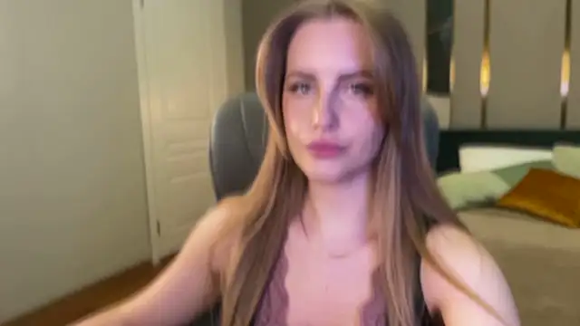 anita blairr online show from April 16, 1:06 am