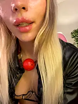 KittyKatyDream online show from December 3, 3:00 pm