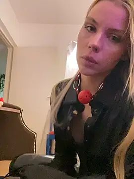 KittyKatyDream online show from May 7, 1:36 pm