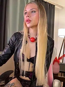 KittyKatyDream online show from April 11, 4:43 pm