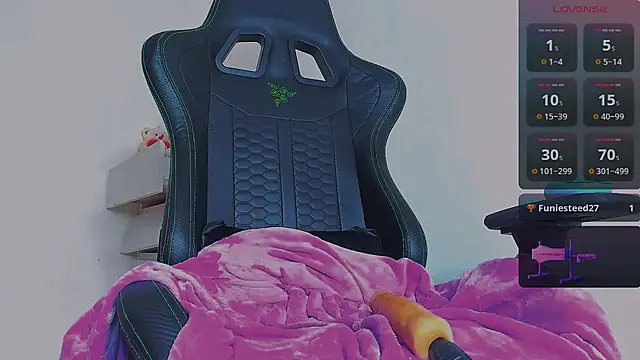 Alice Davidson online show from March 11, 7:14 pm