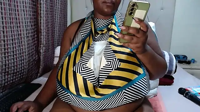 CHOCOLATEDARKBUSTYX online show from February 20, 7:27 pm