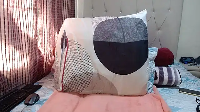 CHOCOLATEDARKBUSTYX online show from November 29, 2:17 pm