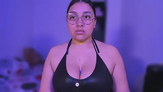 Soysofiarodrigu online show from March 13, 7:50 pm
