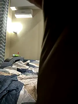 Snapshot of LybovNTV chatting on November 17, 2:04 am LybovNTV online show from November 17, 2:04 am