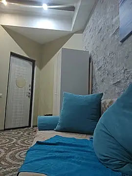 Snapshot of LybovNTV chatting on November 15, 12:36 am LybovNTV online show from November 15, 12:36 am