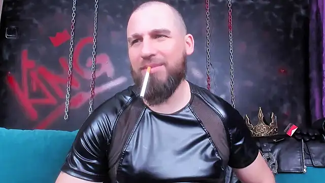 Snapshot of ArmandoSteel4u chatting on November 28, 11:05 pm ArmandoSteel4u online show from November 28, 11:05 pm