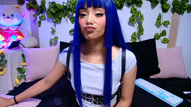 tati cardenas online show from November 8, 5:33 am