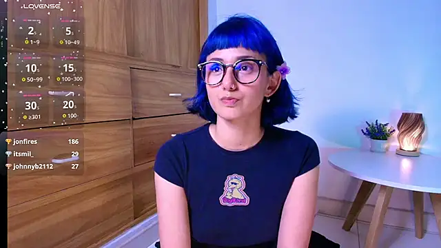 tati cardenas online show from March 21, 8:19 am