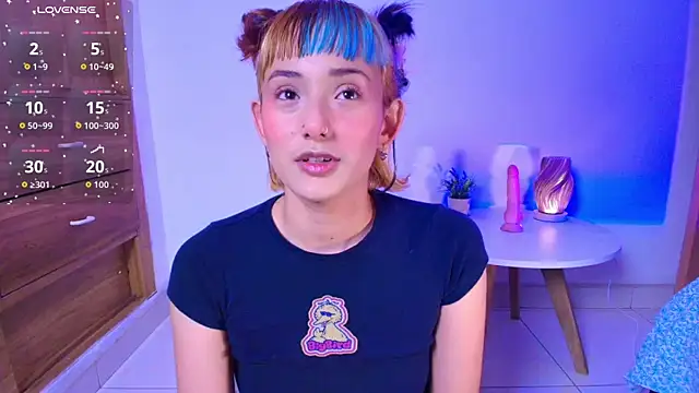 tati cardenas online show from March 19, 5:07 am