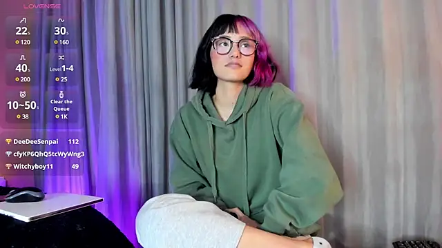 tati cardenas online show from March 18, 9:56 am