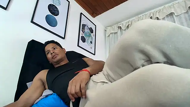 sam her online show from October 29, 9:14 pm