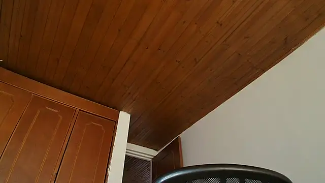 sam her online show from March 17, 6:33 pm