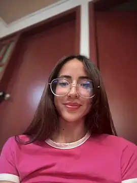 lauravasquez online show from March 9, 6:00 pm