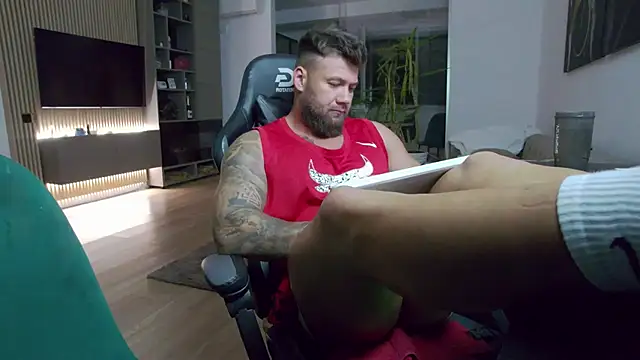 Snapshot of UbbeViking chatting on September 13, 7:25 pm UbbeViking online show from September 13, 7:25 pm