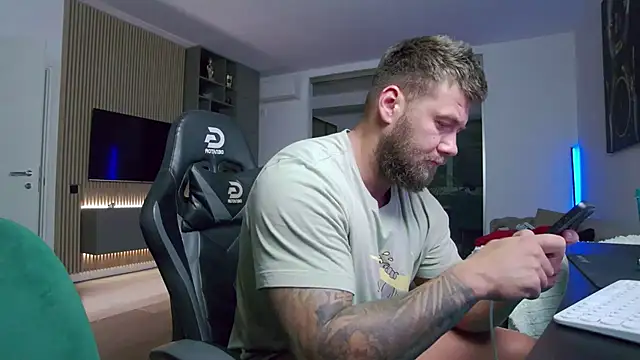 UbbeViking online show from February 24, 10:21 pm