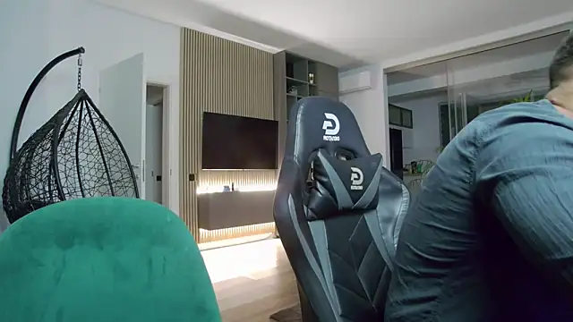 Snapshot of UbbeViking chatting on September 14, 7:14 pm UbbeViking online show from September 14, 7:14 pm