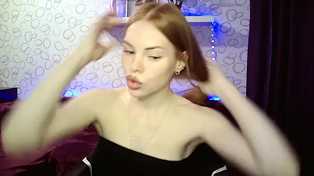 Snapshot of bariellass chatting on December 4, 1:21 pm bariellass online show from December 4, 1:21 pm