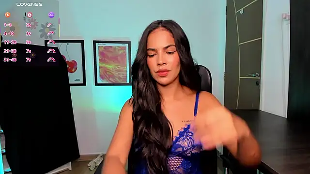 camille-rose online show from November 10, 8:14 pm