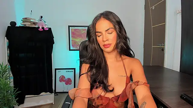 camille-rose online show from May 3, 8:01 pm