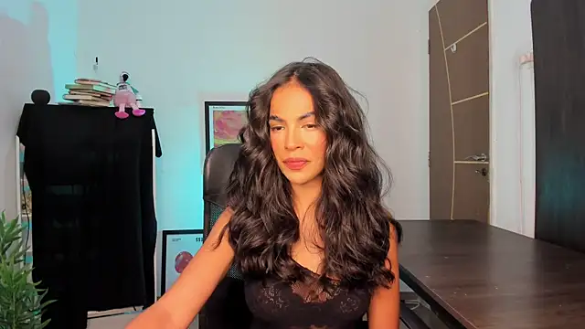 camille-rose online show from April 30, 5:20 pm