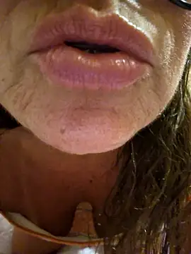 madame tesuda0 online show from March 19, 11:49 pm