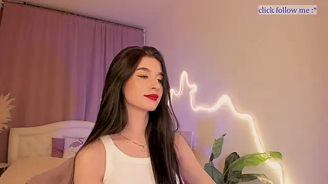 LauraCoy online show from February 26, 8:31 pm