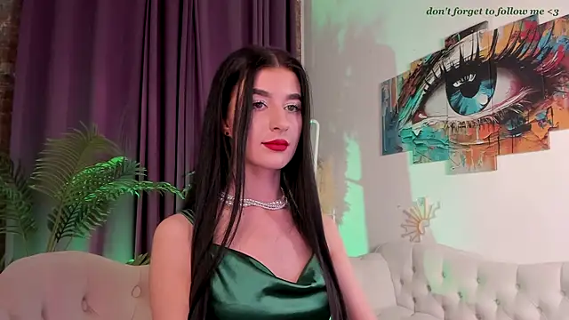 LauraCoy online show from June 21, 9:31 pm