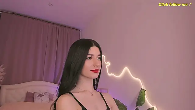 LauraCoy online show from May 6, 8:24 pm