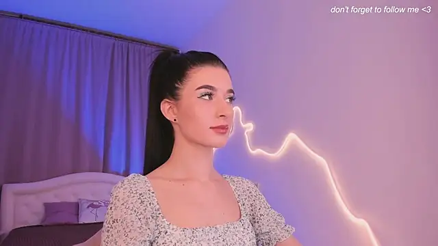 LauraCoy online show from June 2, 9:48 pm