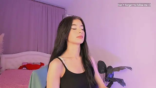 LauraCoy online show from October 5, 11:28 pm
