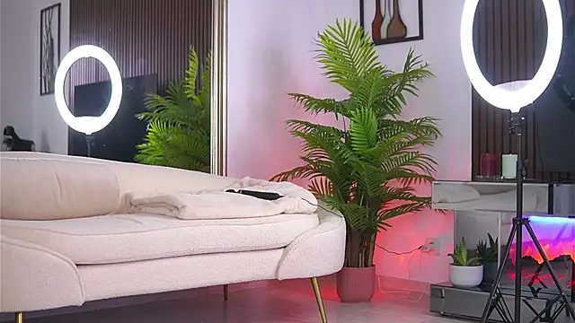 Abbela White online show from June 22, 6:10 am